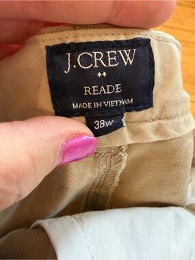 J. Crew Reade Flat Front Men’s Shorts in Khaki